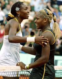 In 2001, venus and serena became the first sisters to contest a major serena and venus williams of the usa in action against lucie safarova and barbora strycova of. Serena And Venus Williams S Best Twinning Hair Moments Vogue