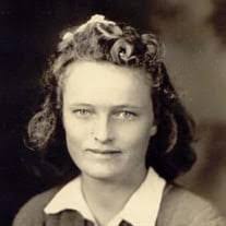 Claire Casper's Instagram, Twitter & Facebook