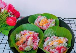 Cenil merupakan salah satu makanan khas yang telah diperkenalkan di penjuru jawa. Resep Cenil Pelangi Oleh Winny Kitchen Wiwik Indarwati Cookpad