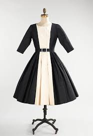 Love This 1958 Cocktail Dress Sweet Simple Lines Collection Of The Metropolitan Museum Of Art With Images Fashion Beautiful Dresses Vintage Dresses