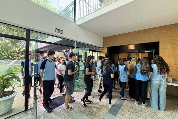 MAIS DE 28 MIL ESTUDANTES VOLTAM ÀS AULAS NO LITORAL NESTA SEGUNDA-FEIRA