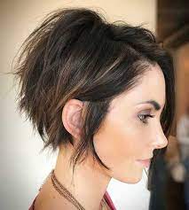 Les cheveux courts et bouclés n'ont jamais été aussi beaux. Epingle Par Fashion Design Sur Short Hairstyles Coupe De Cheveux Courte Cheveux Courts Tendance Coiffure Courte