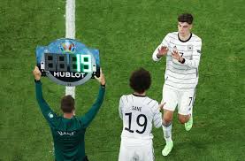 Wir stellen euch den letzten europameisterschaftskader von jogi löw vor. Wie Oft Darf Man Bei Der Em Die Spieler Wechseln