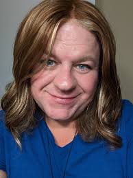 Kelly Root's Instagram, Twitter & Facebook