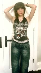 Gabriela Bee Outfits & Style Photos • CelebMafia