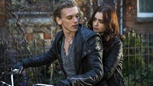 City of bones teaser trailer. Filmkritik Chroniken Der Unterwelt City Of Bones Start 29 8 13