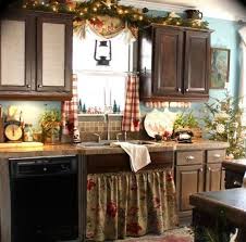 Vignettes are so appealing in decorating, and christmas is just a wonderful time to use them. 75 Cozy Christmas Kitchen Decor Ideas Digsdigs