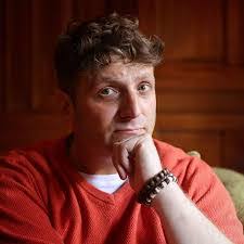 Andrew Wardle's Instagram, Twitter & Facebook