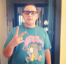 Rocco hunt and ana mena. I 17 Anni Di Rocco Hunt Lo Scugnizzo E Il Senso Del Rap