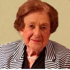 Nancy Schlueter's Instagram, Twitter & Facebook