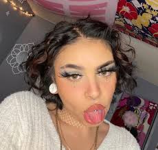 Estrena está época decembrina tu look nuevo con el que podrás resaltar tu  belleza ❤️Contamos con servicio a domicilio gratis dentro de Mérida 🎄Son  anuales 💥Altamente certificados antes la FDA 💥Cuida tu