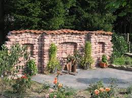 Wande Im Garten 75 Ideen Die Sie Lieben Werden Neueste Dekoration 2018 Garten Steinmauer Garten Gartenmauern