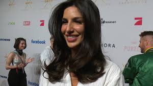 Select from premium shirin david of the highest quality. Pati Valpati Shirin David So Eng Sind Die Schwestern