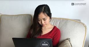 How I Started Freelance Writing After High School While Having A 9 To 5 Job