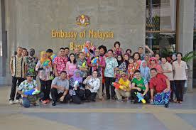 Address, email, fax, phone number, name of the ambassador and opening hours. Myembbangkok On Twitter Songkran Teaser By The Embassy Of Malaysia Bangkok Malaysia Thailand Josam264 Malaysiamfa
