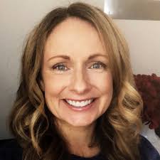 Lindsay Muse Email & Phone Number