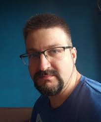 I am planning to buy a new side sword but I am not sure about blade length.  A long version would fit me best but I want to train with a sword