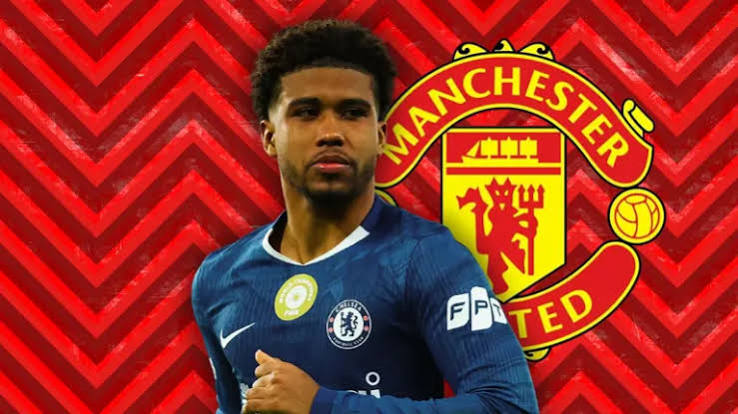 Andrey Santos assina contrato com o Manchester United por cinco anos