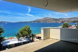 Check spelling or type a new query. Insel Ciovo Tolle Apartments In Der Ersten Reihe Zum Meer
