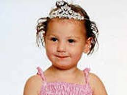 First picture of 'miracle' Amy