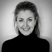 700+ "Elle" profiles