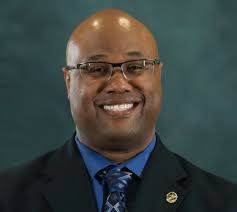 One Salem Police Chief candidate seems better than the other