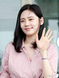 헌데, 그 친동생은 추자현 본인이 기억도 안 나는 아주 어린 시절에 물에 빠져 익사했다고 한다. Ru9kx Igddca M