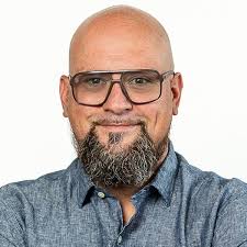 Führungskräfte als Hoffnungsträger: Durch Selbstreflexion und adaptive  Strategien in Krisenzeiten bestehen