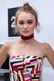 Everyone loves a classic chanel lip and model lily rose depp is bringing a younger and more playful approach to an iconic beauty product. Lily Rose Depp Chanel Show 02 Gotceleb