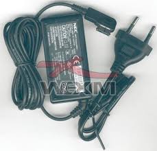 Chargeur d'origine NEC N401i - 19,00 ...