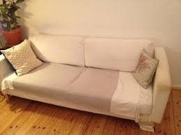 Wir haben in dir gestöbert, haben deine seiten geknickt und manch einer soll sie sogar herausgerissen haben. Ikea Sofa Karlstad 3 Sitzer In Weiss Zu Verschenken In Berlin Free Your Stuff