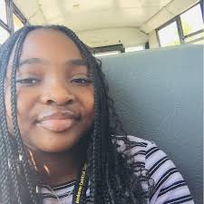 Cute goddess Island twist