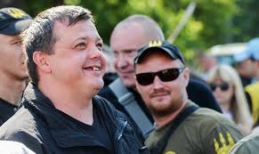 Народный депутат украины семен семенченко заявлял, что нет ничего зазорного в том, что на начальном этапе своей политической карьеры он был замечен в одной команде с павлом. Politika Semen Semenchenko Proisshestviya Skandaly Memy Goryachee Pikabu