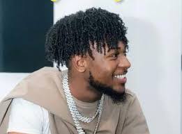 Alex Jean's Instagram, Twitter & Facebook