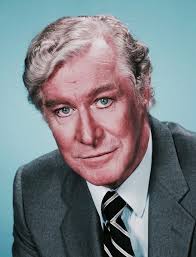 retrochenta على X: "Hoy cumpliría 95 años Edward Mulhare, el inolvidable Devon  Miles en "El coche fantástico". https://t.co/IamyaLvD4q"