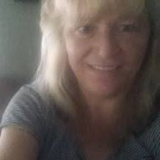 Laura Scheffler's Instagram, Twitter & Facebook