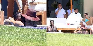 Tmz obtained video of the keeping up with the kardashians star ringing in 2020 alongside nba star ben simmons late tuesday night into wednesday while they arrived at the venue late, they made it just in time to share a midnight kiss! Kendall Jenner And Khloe Kardashian Had A Double Date Vacation With Their Boyfriends