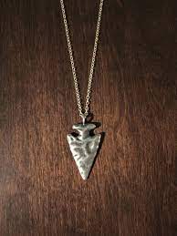 Silver Arrowhead Pendant Necklacefoe Women Gift Etsy In 2021 Queen Jewelry Gift Necklace Arrowhead Necklace