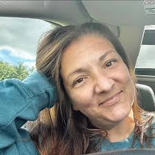 How do I get ants out of my bromeliad? 😣