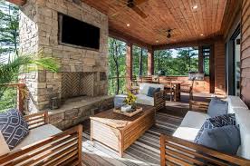Mountain view natural modern home design. Inviting Modern Mountain Home Surrounded By Forest In North Carolina