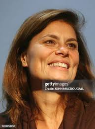 1,592 Sarah Hesse Stock Photos, High-Res Pictures, and Images