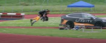 Jun 03, 2021 · that's what's happening to erriyon knighton, who turned 17 five months ago and just broke bolt's junior record in the 200 meters. A Man In A Jet Suit Breaks Usain Bolt S 100m Record Autobala