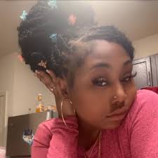 Saw this in Augusta. This absolutely broke my heart. This man was screaming  at this woman even while driving down the road. I videoed this at the red  light. And yes, that's