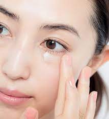 モデル 有村実樹が愛用している 夏疲れ肌にぴったりのスキンケアアイテムまとめ 美的 com スキンケアアイテム スキンケア 美的