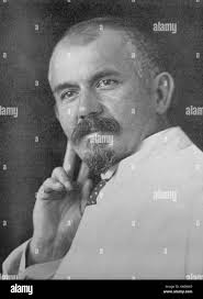 Naturalistic figure Black and White Stock Photos & Images