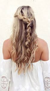 It allows you to create an interesting choppy hairdo, which doesn't require special styling. Wanted Style Off Shoulder Dress Buy Here And Here Hair Styles Long Hair Styles Hair
