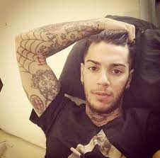 Nel 2014 torna in televisione, interpretando pinuccio, il figlio di carmine marruso, nella serie le mani dentro la città e, sul grande schermo, con il film nomi e. 15 Emis Killa Ideas Rap Italian Boys Younique Lashes