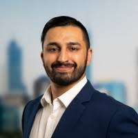 700+ perfiles de «Gill»