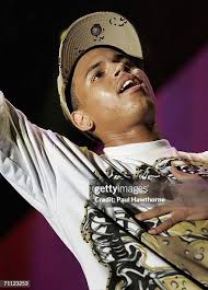 122 Giants Chris Brown Photos & High Res Pictures