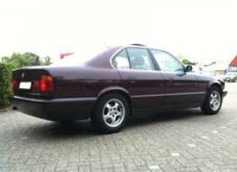 For stopping power, the e34 5 series 518i braking system includes discs at the front and discs at the rear. E34 518i Limo 5er Bmw E34